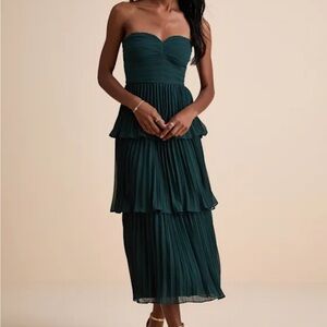 Lulu's Strapless Dark Green Pleated Dress